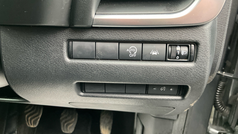 Nissan Qashqai 1.3 DiG-T MH Acenta Premium 5dr Petrol Hatchback